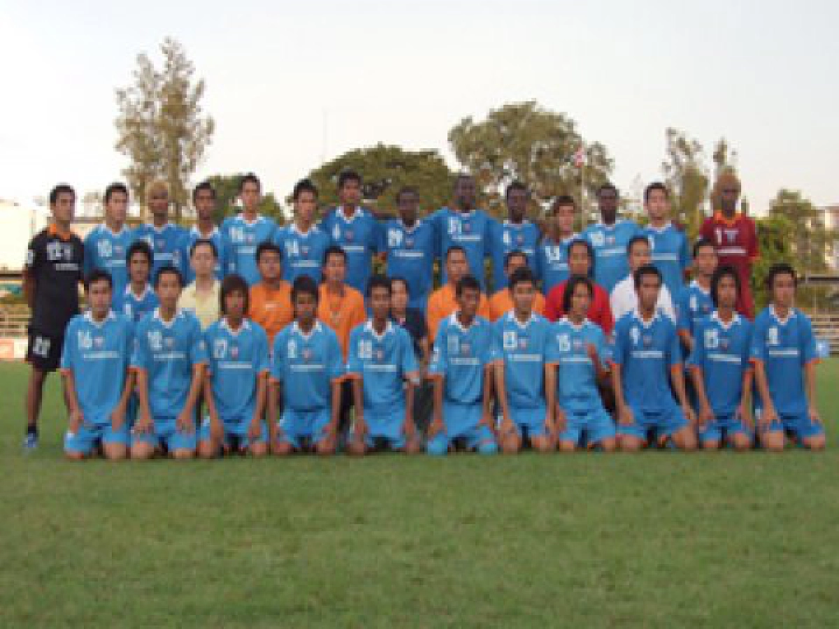 "ฮัลโหล"ลองทีม ทดสอบตัวใหม่ ลุย "ควีนส์คัพ" "ฮัลโหล"ลองทีม ทดสอบตัวใหม่ ลุย "ควีนส์คัพ"