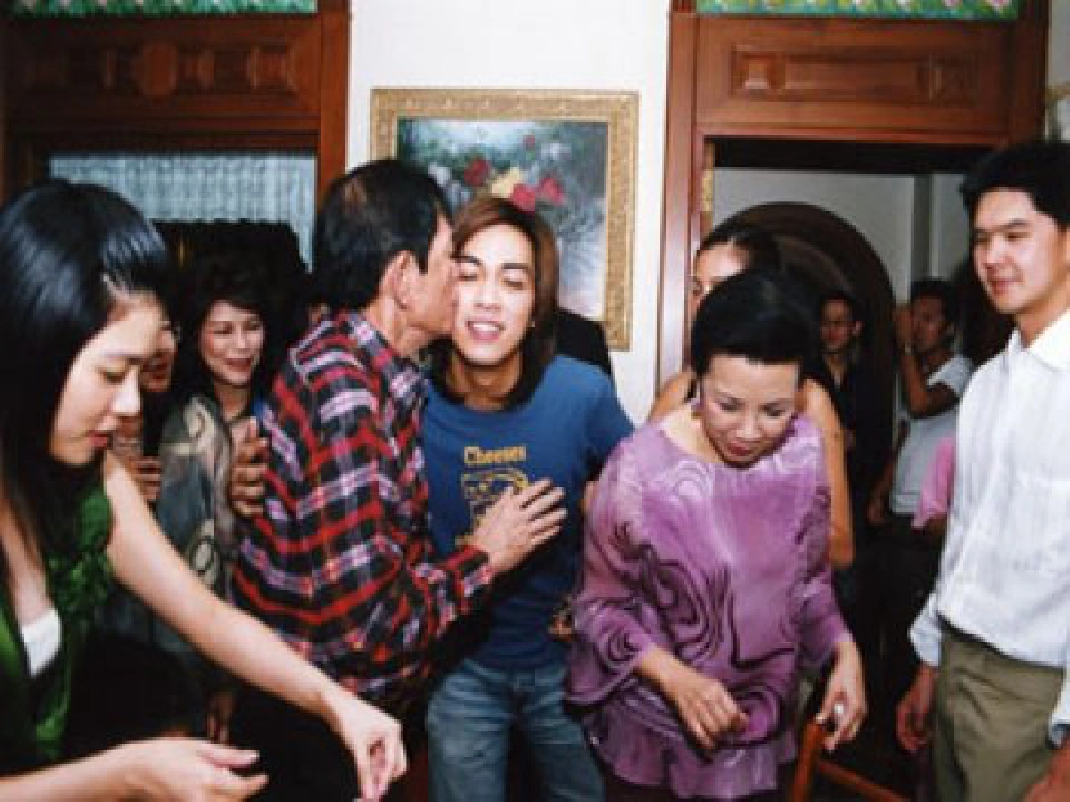 ภาพเก่าเล่าอดีต - 2 ภาพเก่าต่างเวลา
ในความทรงจำ "ดัง"
ภาพเก่าเล่าอดีต - 2 ภาพเก่าต่างเวลา
ในความทรงจำ "ดัง"