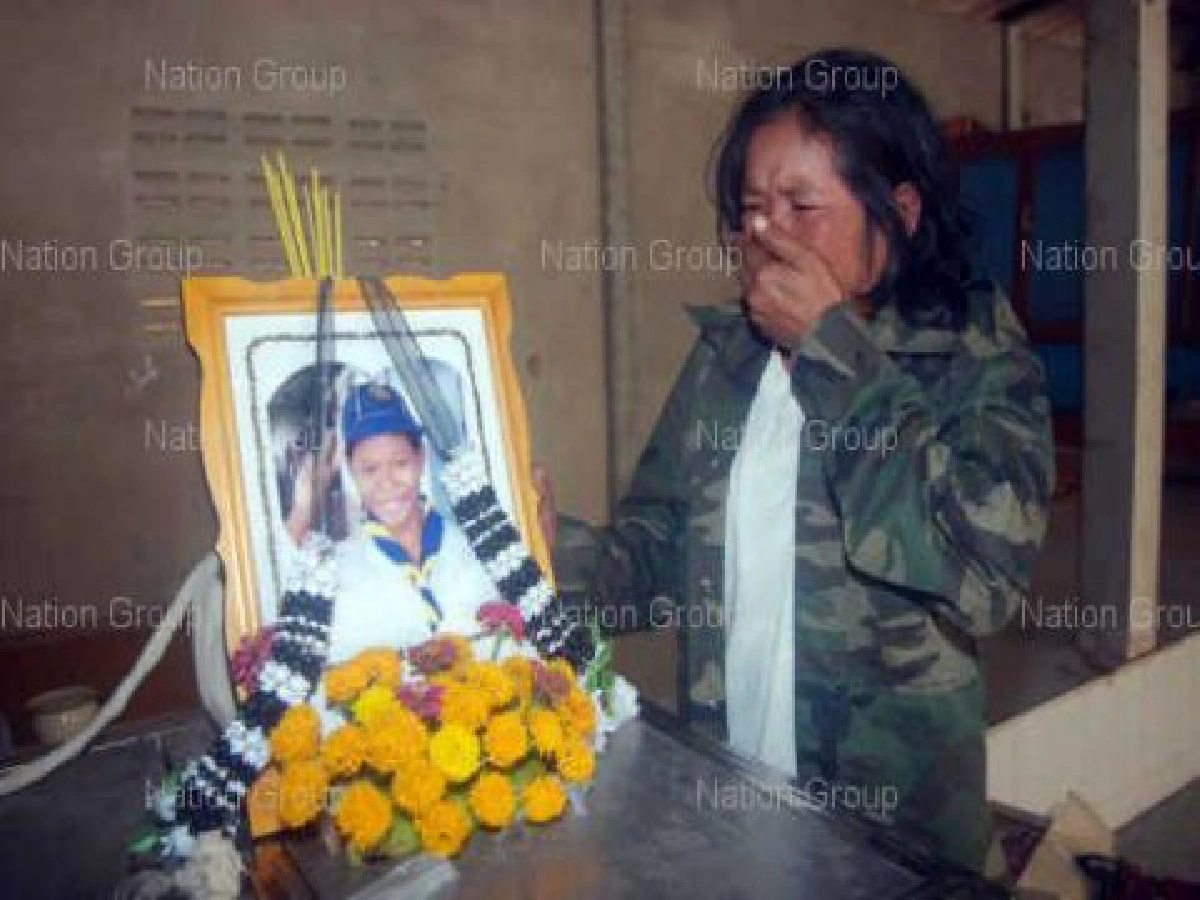 เด็ก8ขวบหากิ้งก่าประตูเหล็กโรงเผาขยะเทศบาลทับดับ เด็ก8ขวบหากิ้งก่าประตูเหล็กโรงเผาขยะเทศบาลทับดับ