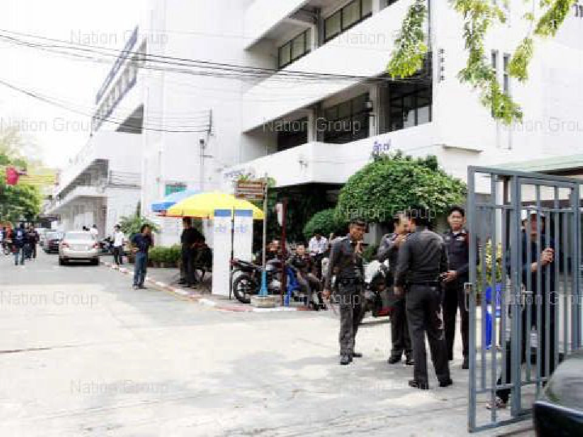 อธิการฯสั่งนักศึกษาอุทนถวาย ระวังหลังงานเลิก อธิการฯสั่งนักศึกษาอุทนถวาย ระวังหลังงานเลิก