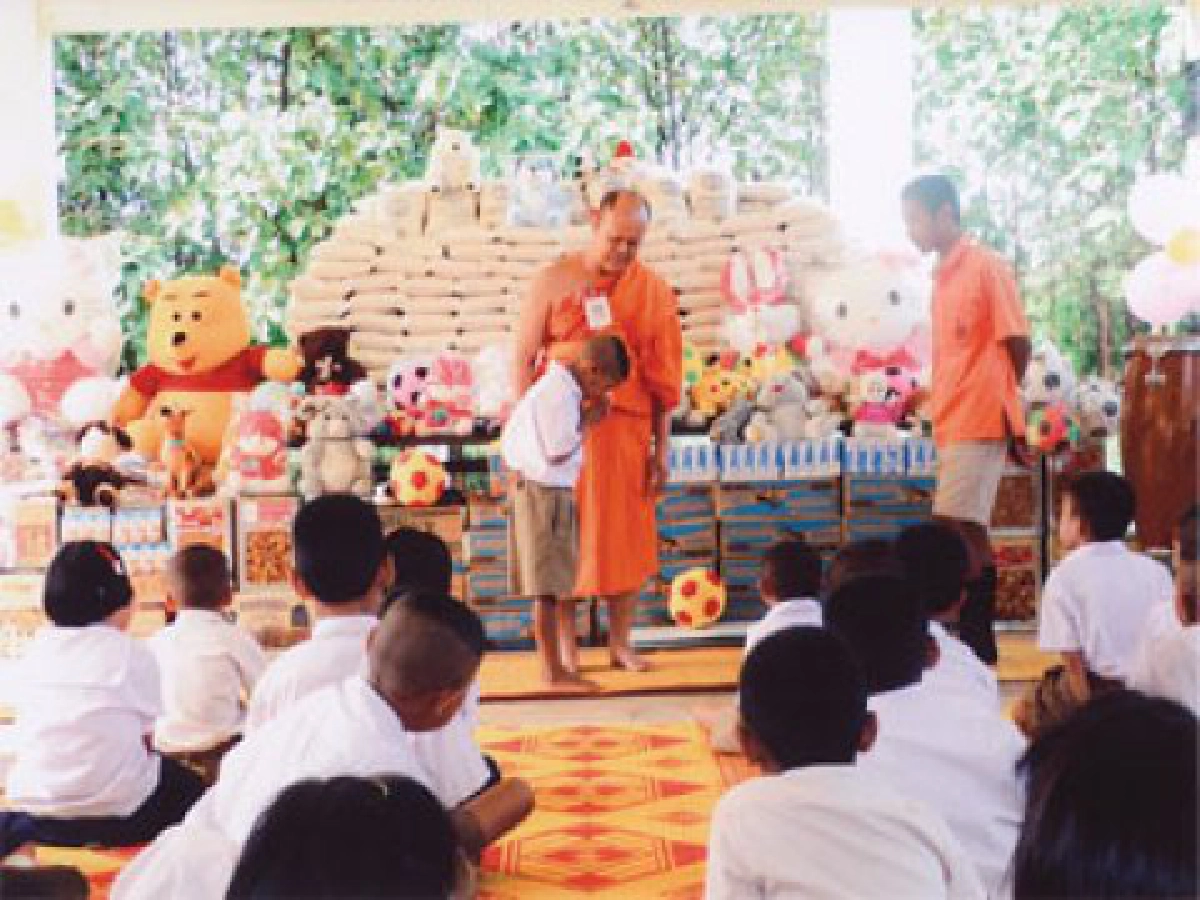 ร่วมสร้างกุศลโครงการ"ความรู้สู่เด็กชนบท" ร่วมสร้างกุศลโครงการ"ความรู้สู่เด็กชนบท"