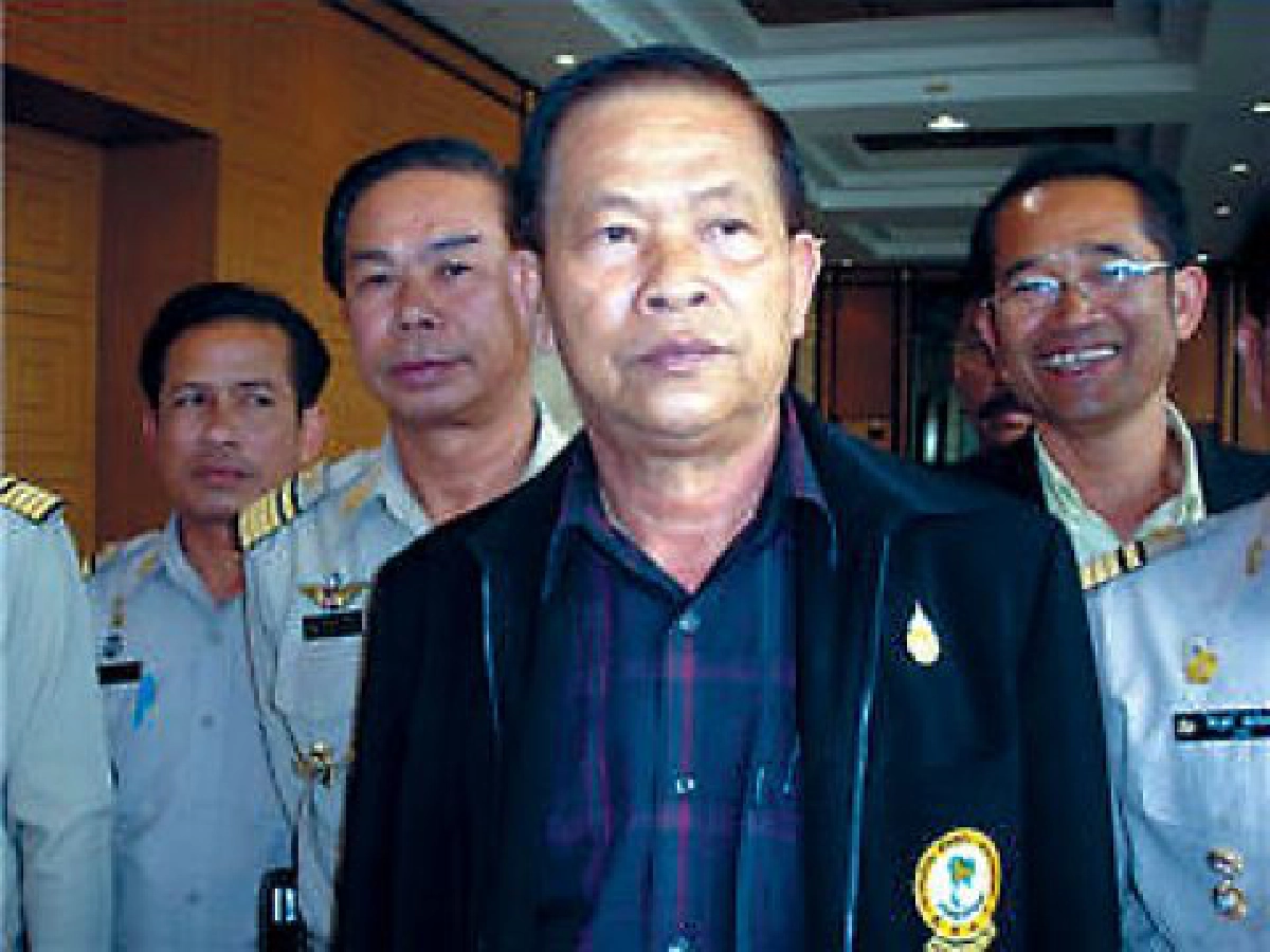 เรียงข่าวร้อยคน (พุธที่ 4 มี.ค. 52) เรียงข่าวร้อยคน (พุธที่ 4 มี.ค. 52)