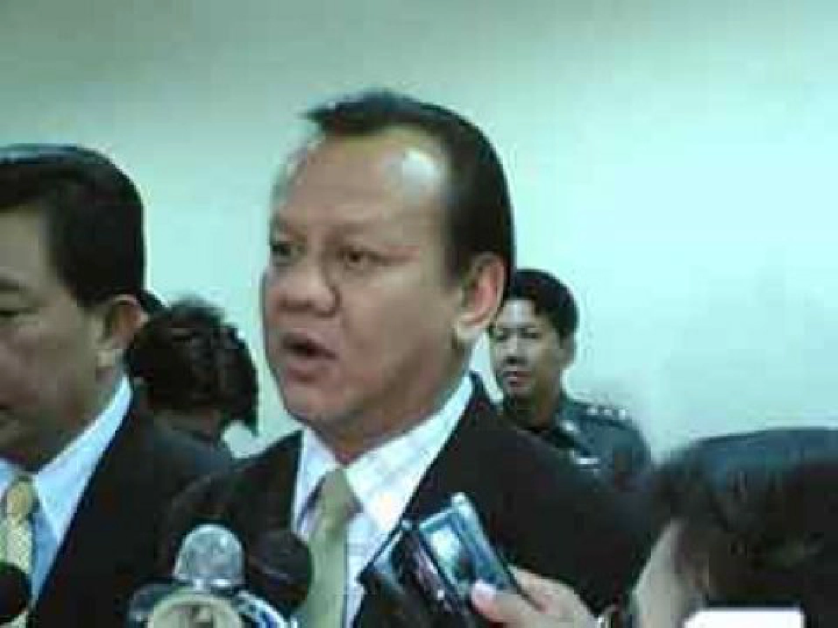 "เจริญ"โผล่สภาฯยอมรับเลี่ยงภาษีนมโรงเรียนมา2ปี "เจริญ"โผล่สภาฯยอมรับเลี่ยงภาษีนมโรงเรียนมา2ปี