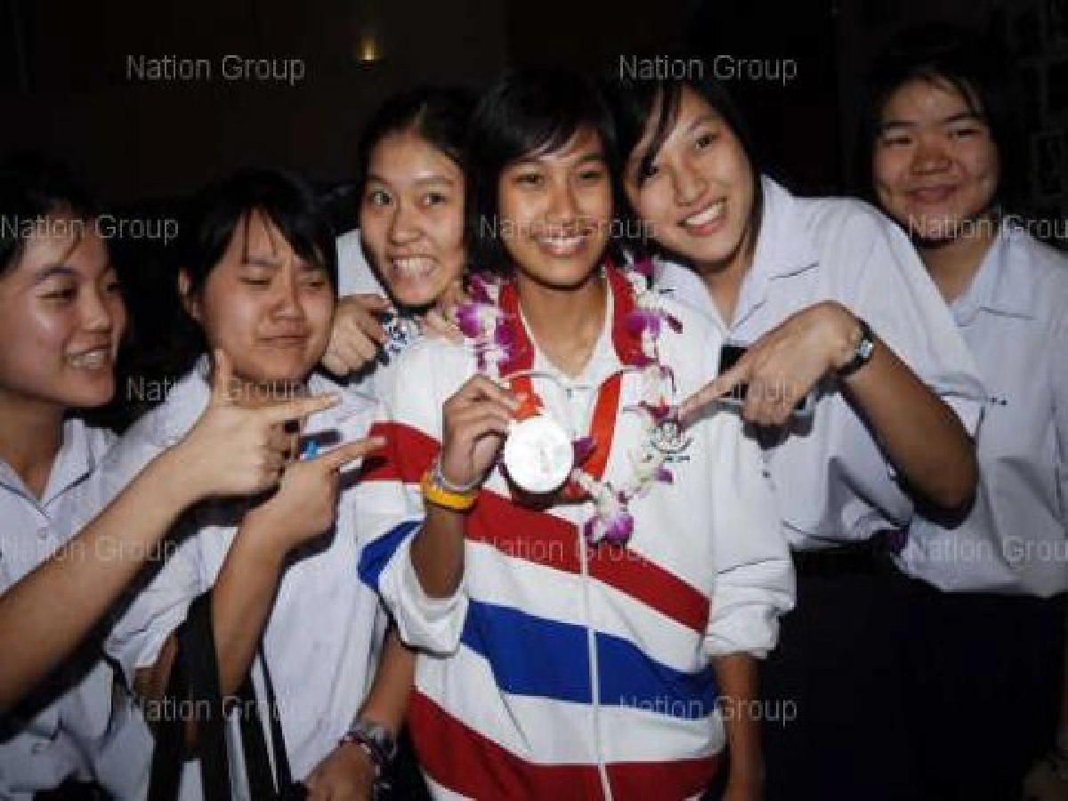 "น้องสอง"น้ำตาตก
โจรฉกฟีโน่คาบ้าน "น้องสอง"น้ำตาตก
โจรฉกฟีโน่คาบ้าน