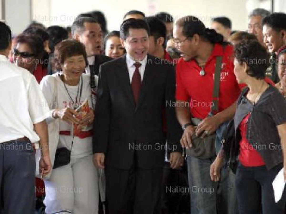 อัยการเลื่อนนัดสั่งคดี"จักรภพ"หมิ่นสถาบันเบื้องสูง อัยการเลื่อนนัดสั่งคดี"จักรภพ"หมิ่นสถาบันเบื้องสูง