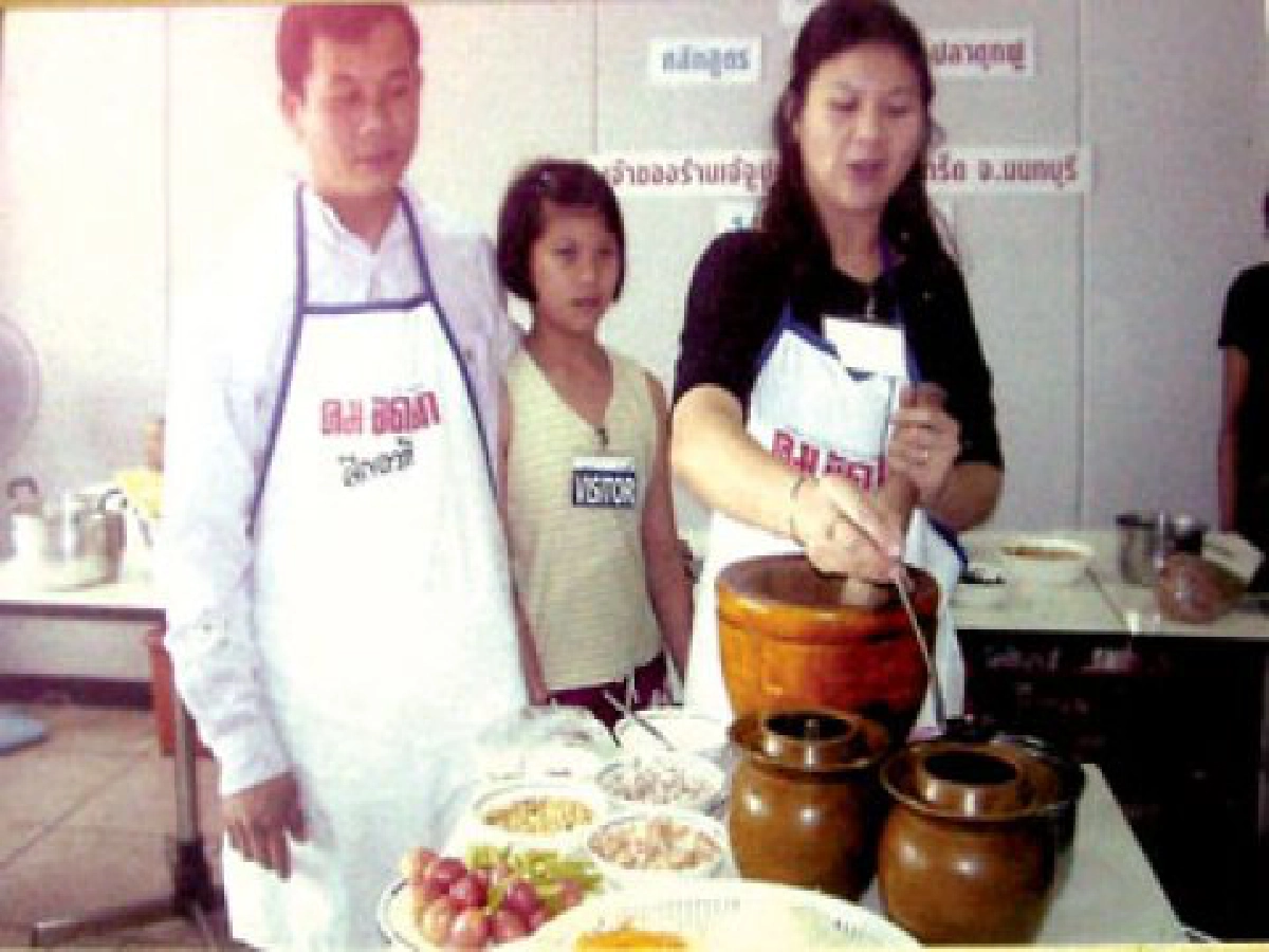 "เจ๊จู" จากขายส้มตำสู่ธุรกิจ "บุปเฟ่ต์" "เจ๊จู" จากขายส้มตำสู่ธุรกิจ "บุปเฟ่ต์"