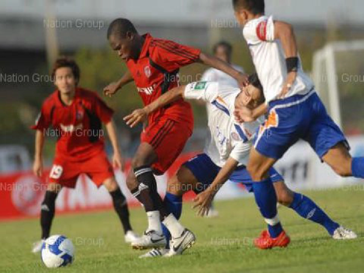  เมืองทองถล่ม 3-0
มหาชัยบุกยำนาวี
"นครปฐม"ป่วน
วอล์กเอาท์14นาที  
