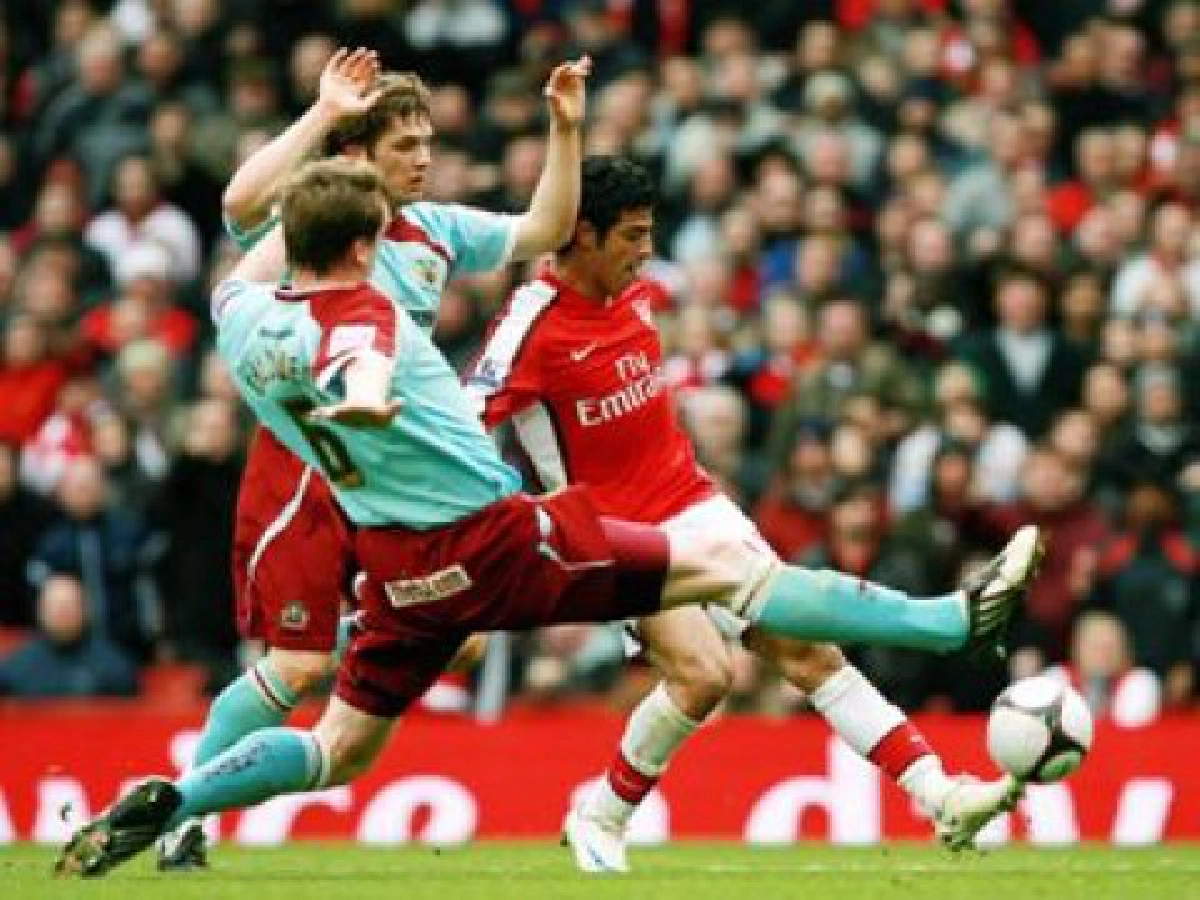 "ปืนใหญ่"อาร์เซนอล เปิดบ้านถล่ม"เบิร์นลีย์" 3-0