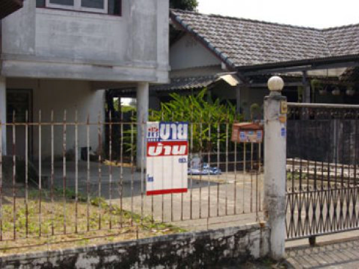 เสียงสะท้อนจากชาวบ้านรอบสนามบินสุวรรณภูมิ (ตอนที่ 5) หมู่บ้านร้าง
เสียงสะท้อนจากชาวบ้านรอบสนามบินสุวรรณภูมิ (ตอนที่ 5) หมู่บ้านร้าง