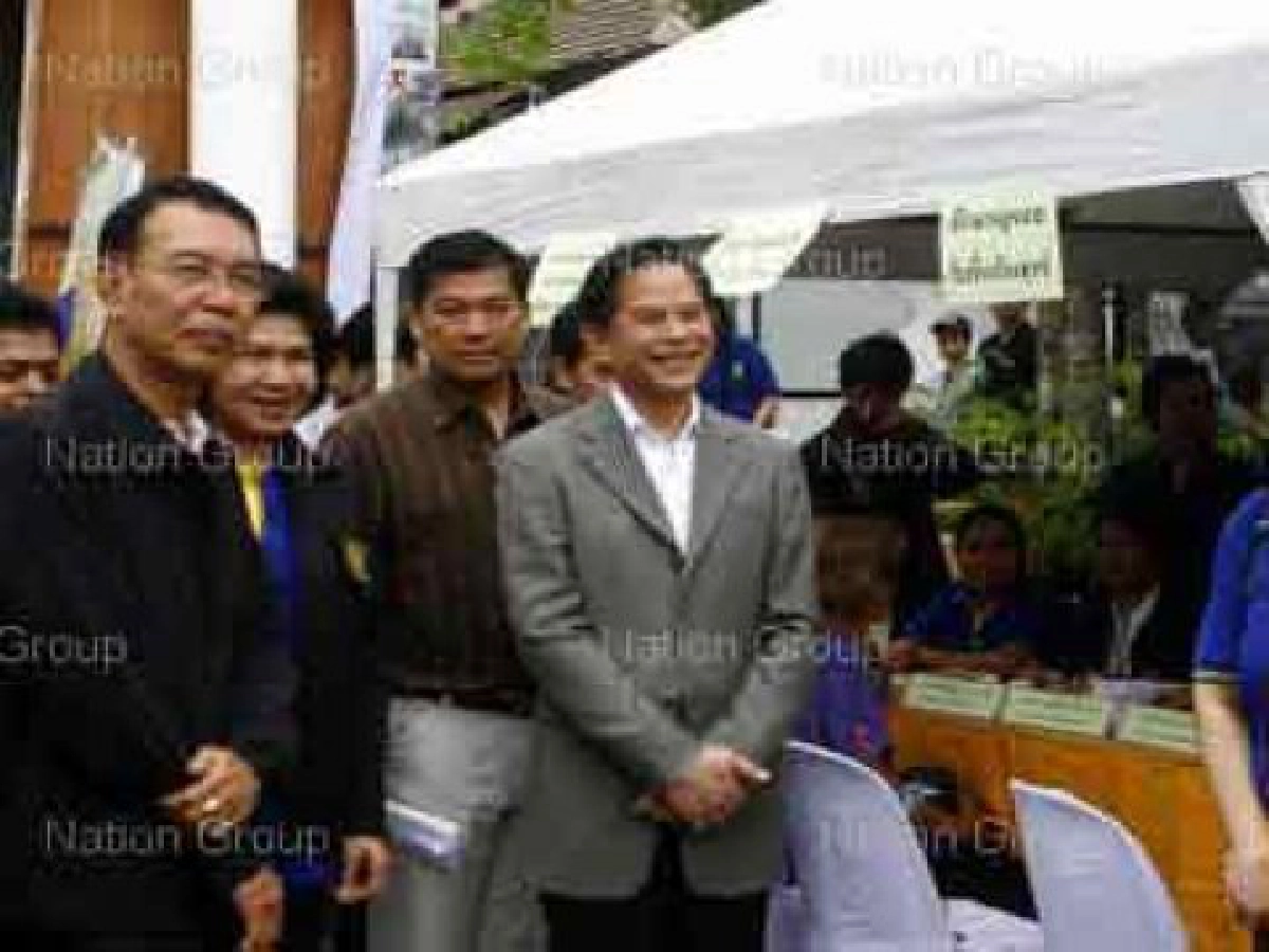 "พีระพันธุ์"แนะขรก.แจ้งเอาผิดผู้บริหารกบข. "พีระพันธุ์"แนะขรก.แจ้งเอาผิดผู้บริหารกบข.