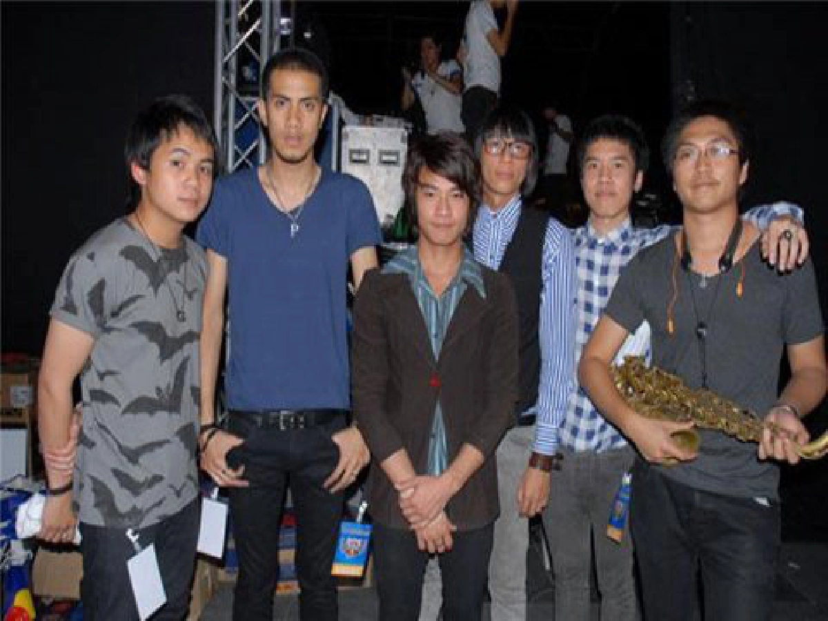 หลบร้อนไปชมคอนเสิร์ต
"กระทิงแดง ไทยแลนด์ ร็อกฯ" 


