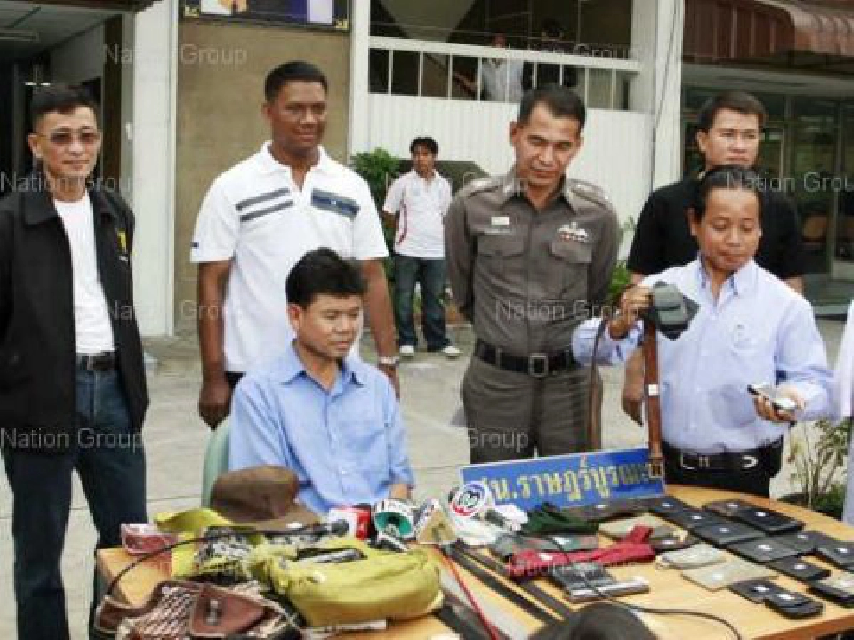 หัวขโมยกางเกงในห้องน้ำอ้างทำครั้งแรก หัวขโมยกางเกงในห้องน้ำอ้างทำครั้งแรก