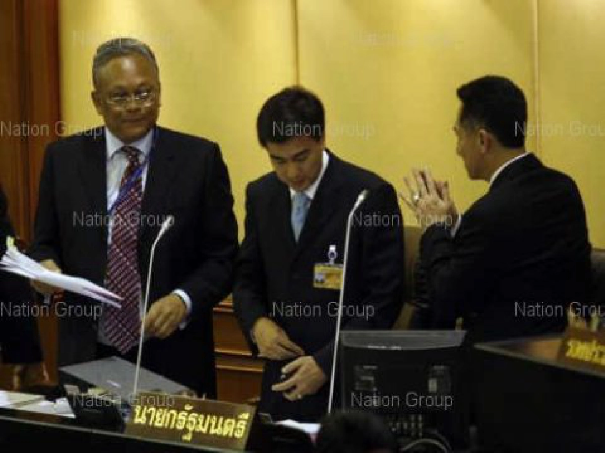ตีข่าวทั่วโลก"อภิสิทธ์"ผ่านมติไม่ไว้วางใจ ตีข่าวทั่วโลก"อภิสิทธ์"ผ่านมติไม่ไว้วางใจ