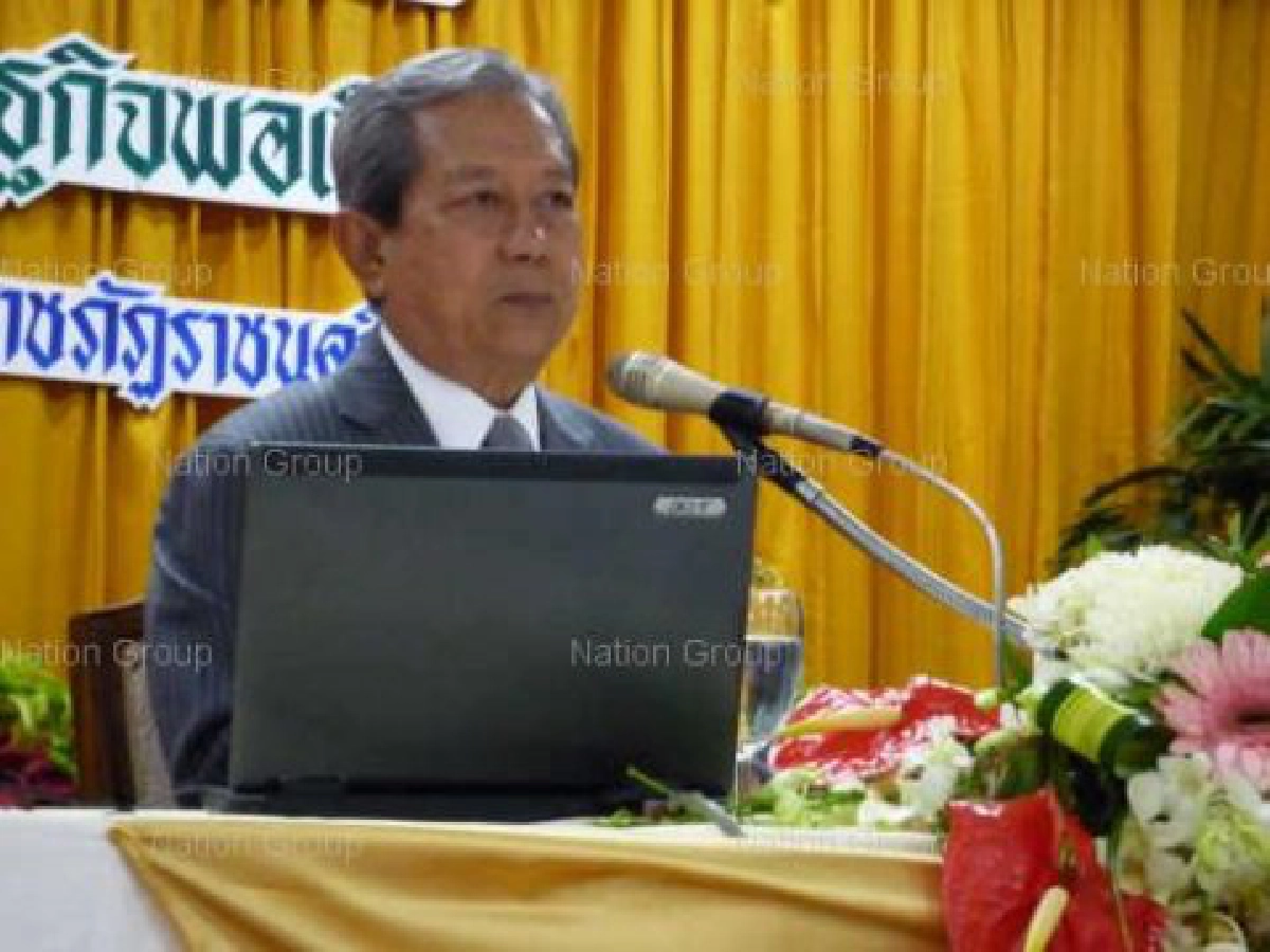 "สุรยุทธ์"โต้"ทักษิณ"ไม่เกี่ยวปฎิวัติ19กย. "สุรยุทธ์"โต้"ทักษิณ"ไม่เกี่ยวปฎิวัติ19กย.