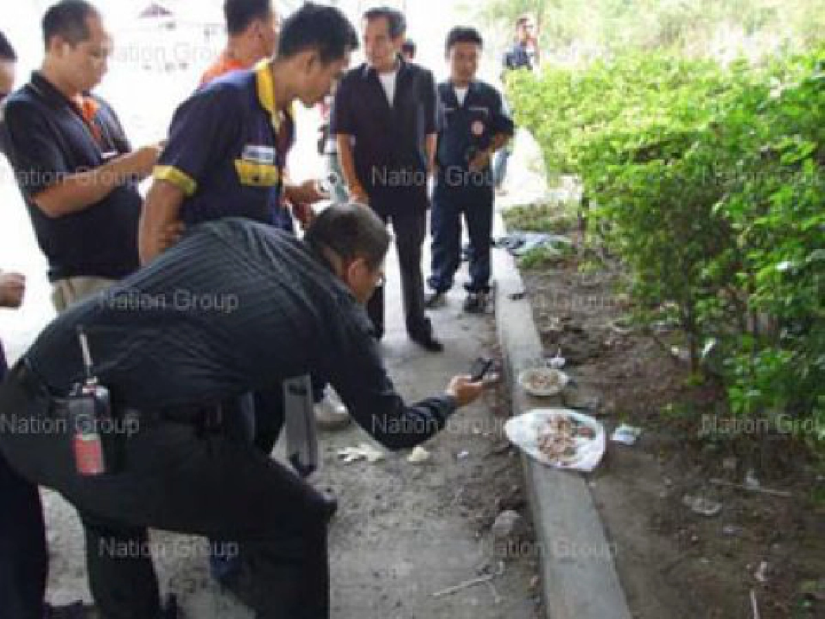 ผงะคนเก็บของเก่าผัดกะเพราเนื้อคน ผงะคนเก็บของเก่าผัดกะเพราเนื้อคน