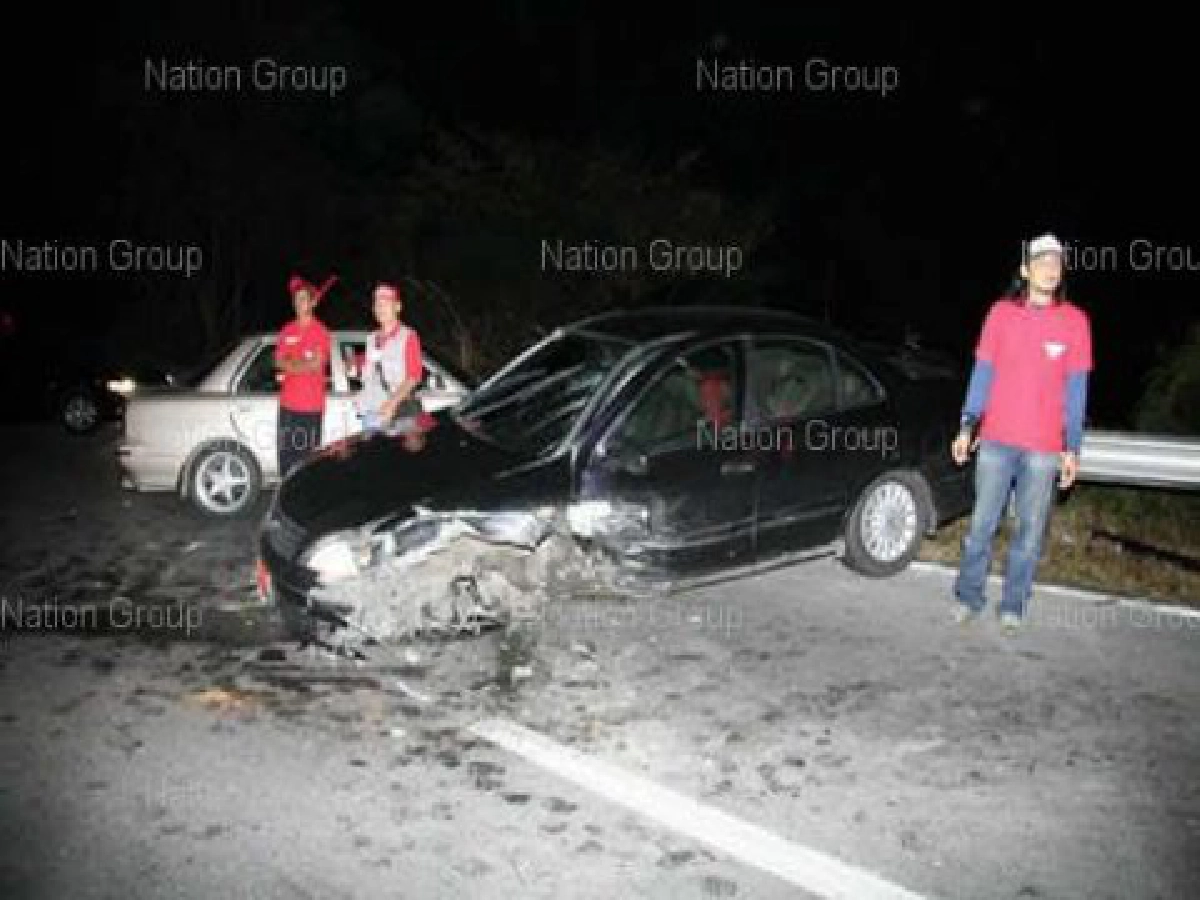 แรมโบ้อีสานหวิดสิ้นชื่อรถเก๋งประสานงา