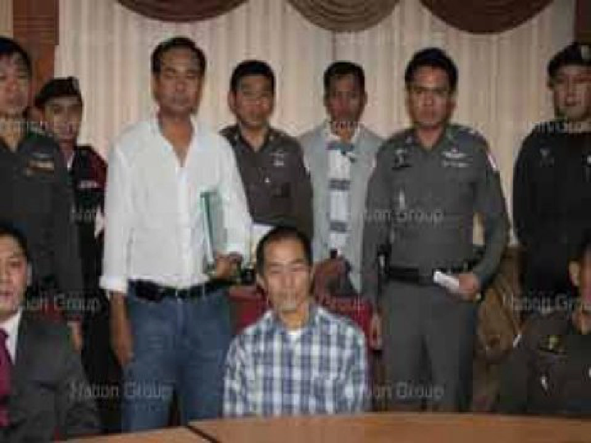 หัวหน้ารปภ.บ.ลีเกิ้ลมอบตัวคดีฆ่าการ์ดคลองเตย หัวหน้ารปภ.บ.ลีเกิ้ลมอบตัวคดีฆ่าการ์ดคลองเตย