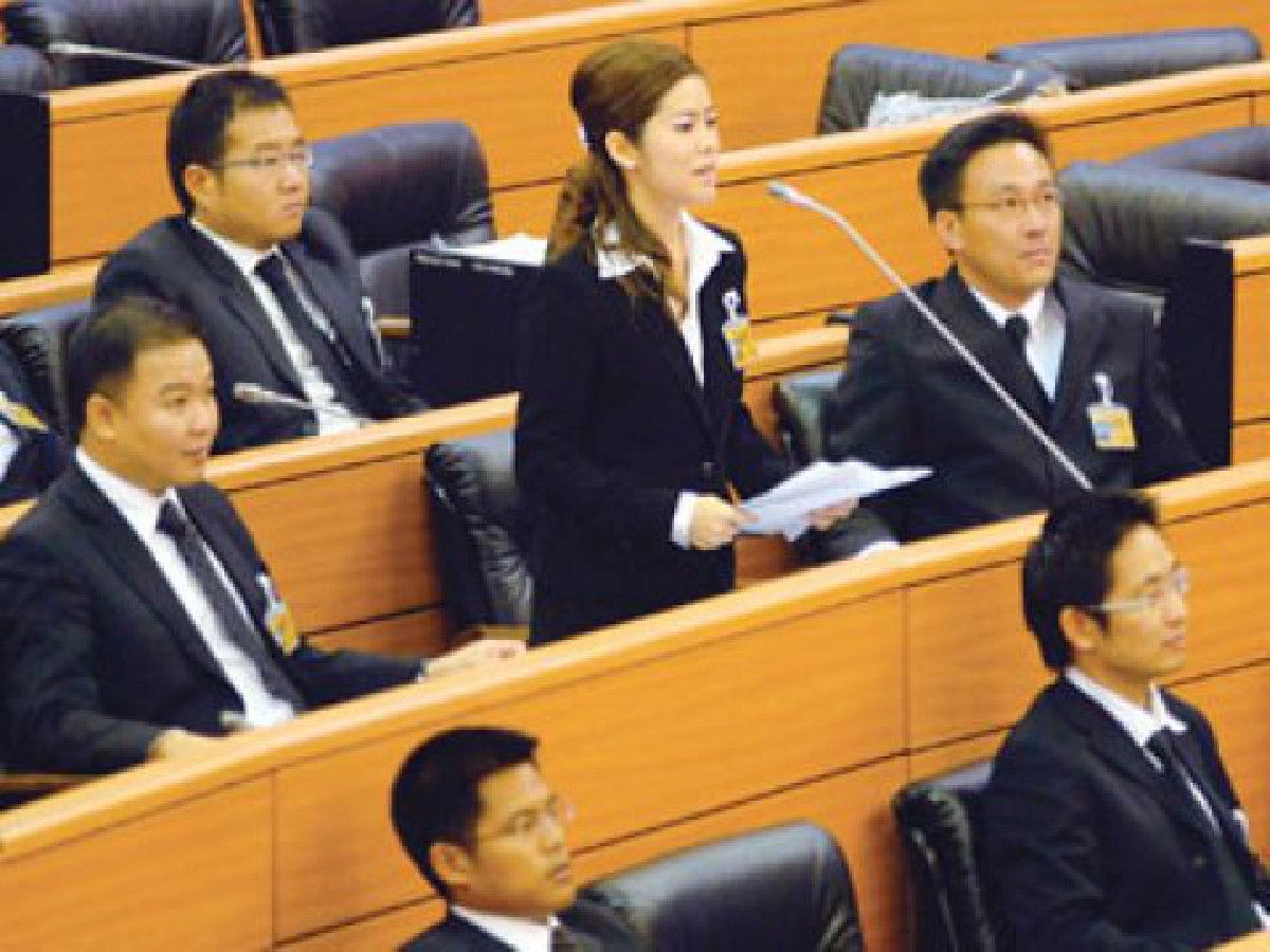 ล้วงตับการเมืองสุดสัปดาห์ ล้วงตับการเมืองสุดสัปดาห์