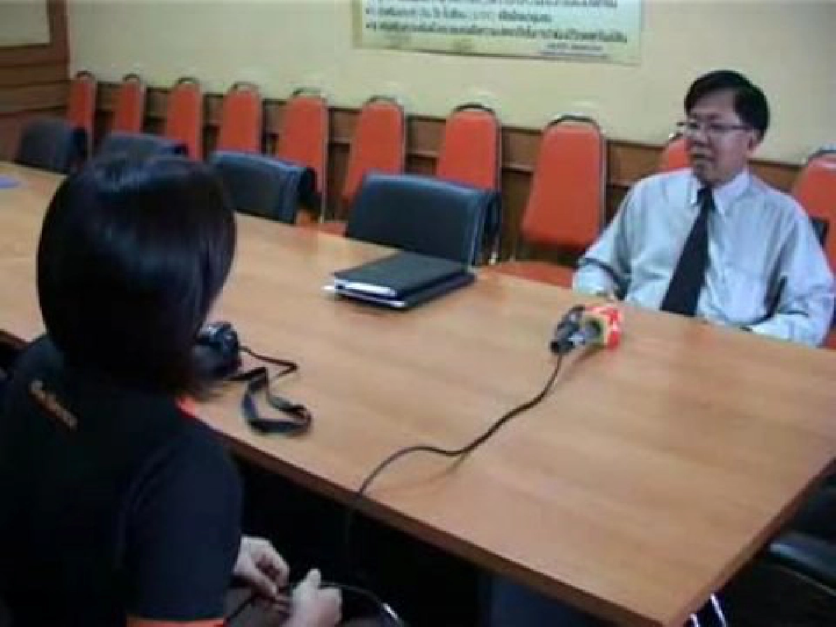 แนะทักษิณหยุดทำลายบ้านเกิดตัวเอง แนะทักษิณหยุดทำลายบ้านเกิดตัวเอง