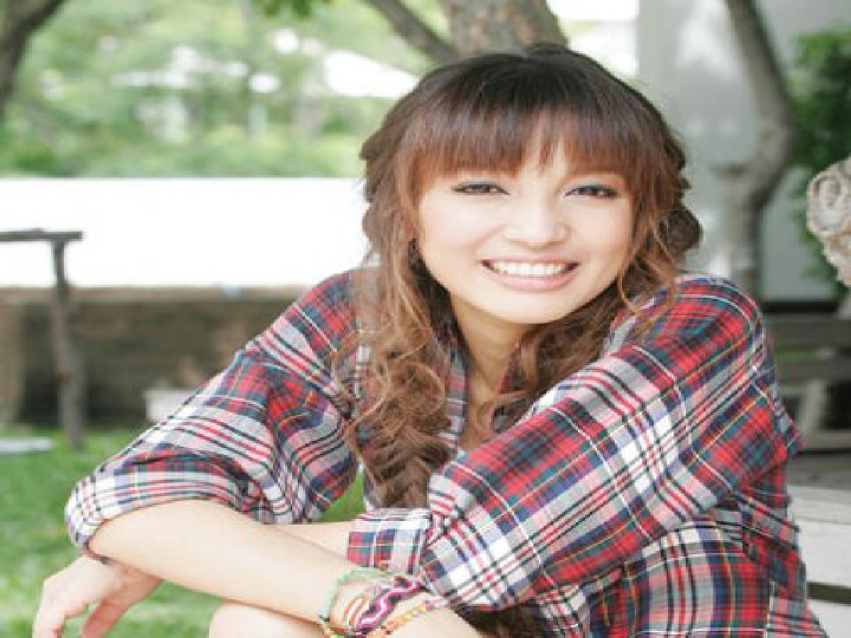 เม้าท์นอกจอ (พุธที่ 1 เม.ย.52)