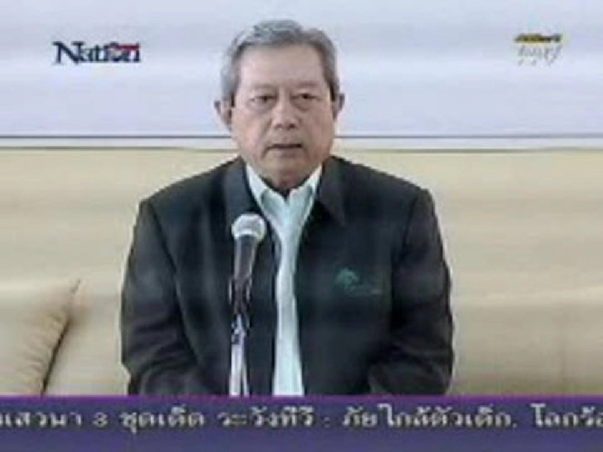 สุรยุทธ์ไม่หนักใจทักษิณโจมองคมนตรี สุรยุทธ์ไม่หนักใจทักษิณโจมองคมนตรี