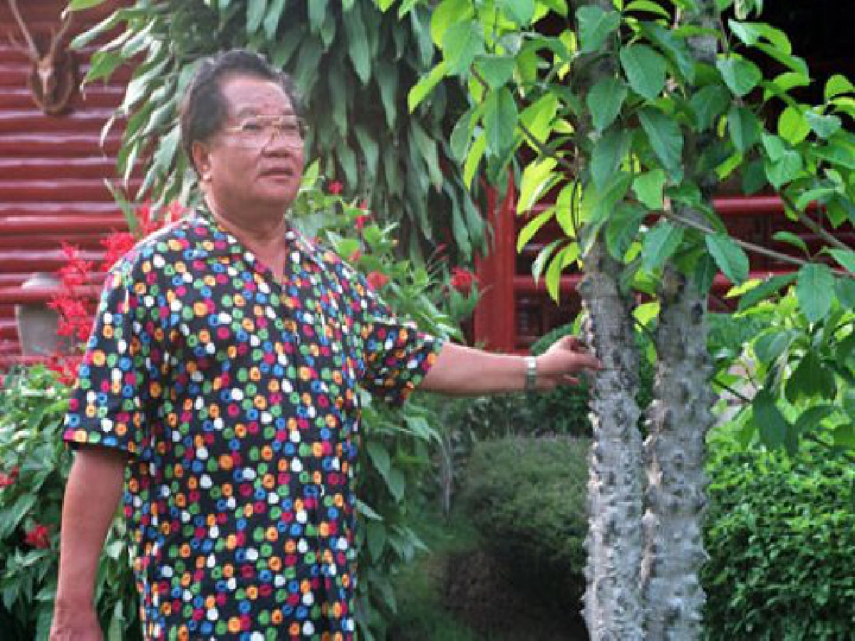 ดร.ปราจิน เอี่ยมลำเนา เจ้าพ่อมอเตอร์โชว์
ดร.ปราจิน เอี่ยมลำเนา เจ้าพ่อมอเตอร์โชว์