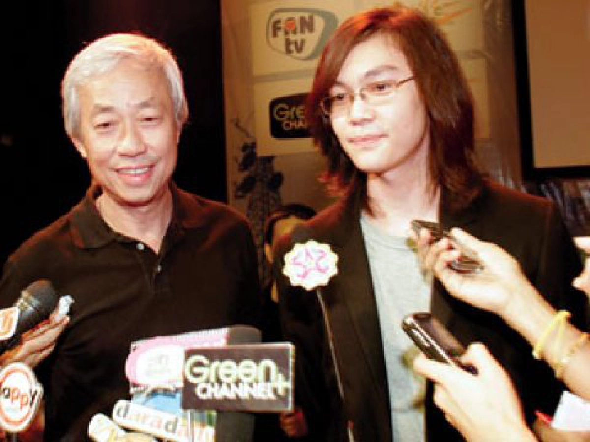 'ฟ้าใหม่' หัวใจไร้คู่-ยันไม่เคยตอแหล'อากู๋' ห่วงข่าวทำสะใภ้หนี 'ฟ้าใหม่' หัวใจไร้คู่-ยันไม่เคยตอแหล'อากู๋' ห่วงข่าวทำสะใภ้หนี