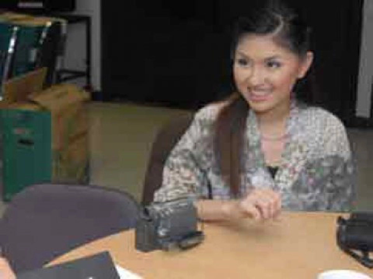 เจี๊ยบเชื่อนายเข้าใจทักษิณAra you O.K. เจี๊ยบเชื่อนายเข้าใจทักษิณAra you O.K.
