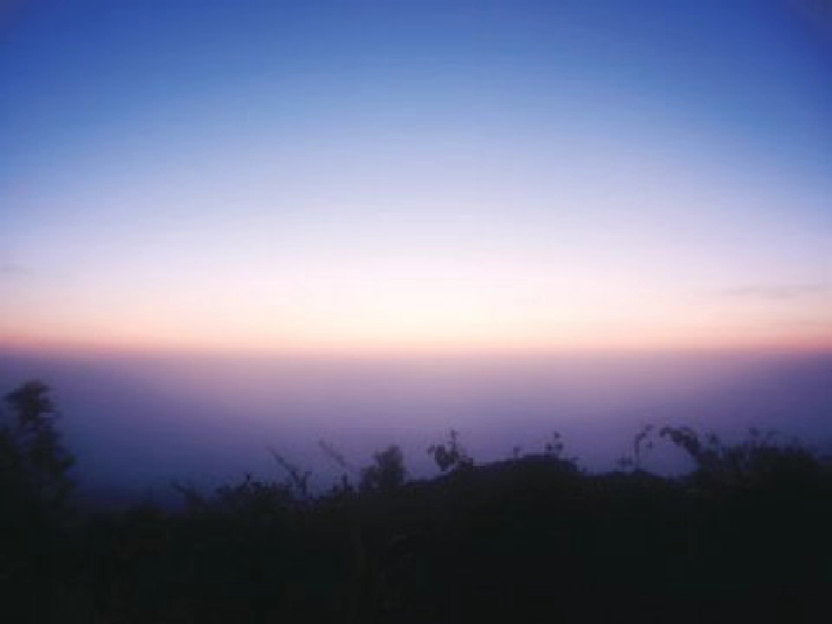 หลบลมร้อนที่ "ดอยผ้าห่มปก"
เสน่ห์หนาวๆ บนยอดผีปันน้ำ หลบลมร้อนที่ "ดอยผ้าห่มปก"
เสน่ห์หนาวๆ บนยอดผีปันน้ำ