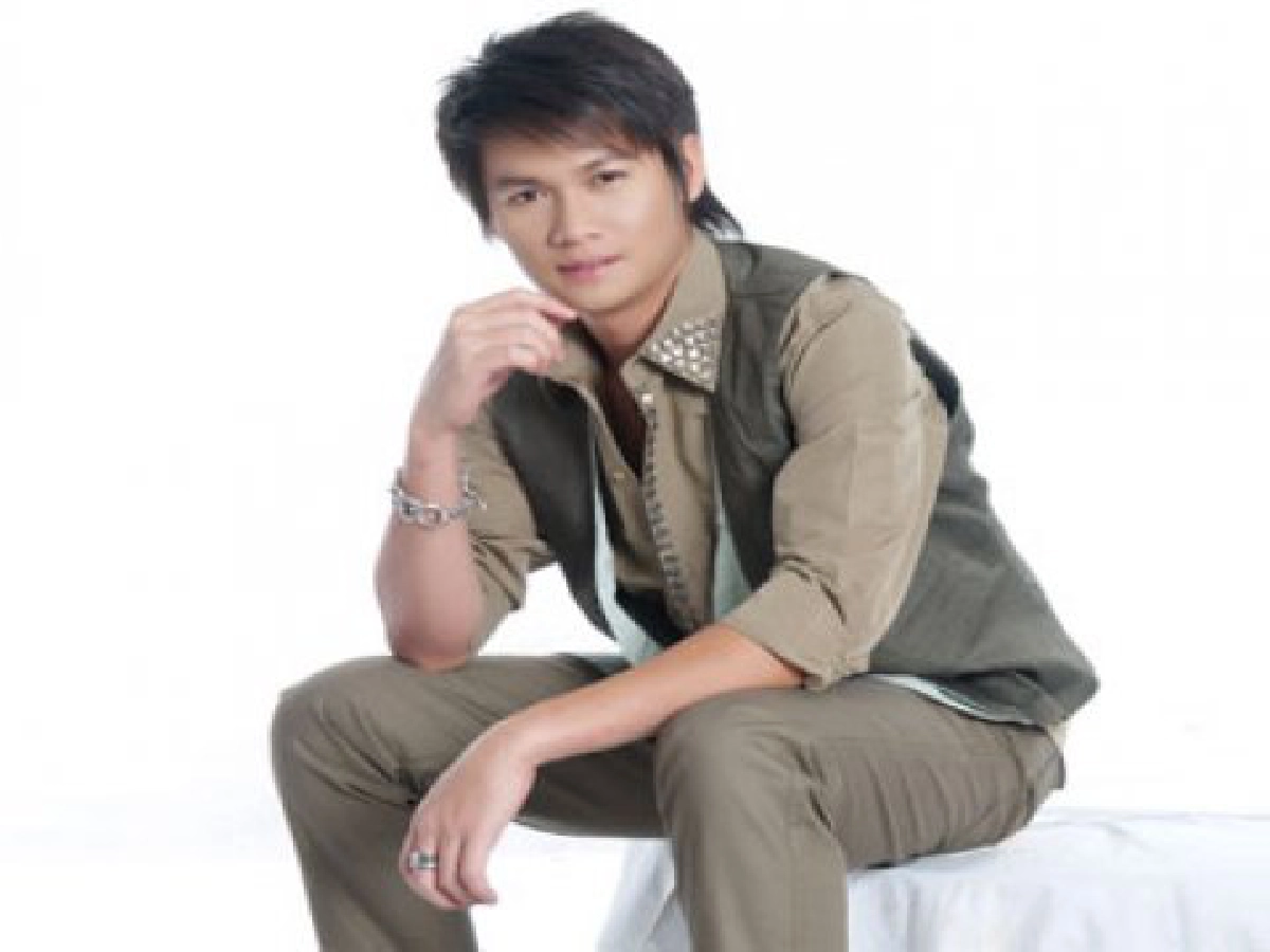 แซ่ดทะลุทุ่งประจำวันจันทร์ที่5เม.ย. แซ่ดทะลุทุ่งประจำวันจันทร์ที่5เม.ย.