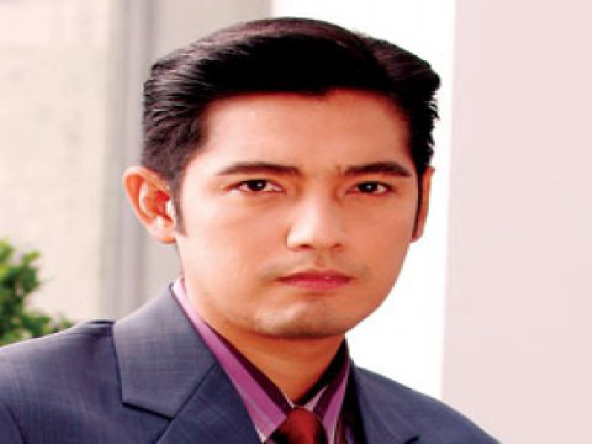 เม้าท์นอกจอ (ศุกร์ที่ 10 เม.ย.52) เม้าท์นอกจอ (ศุกร์ที่ 10 เม.ย.52)