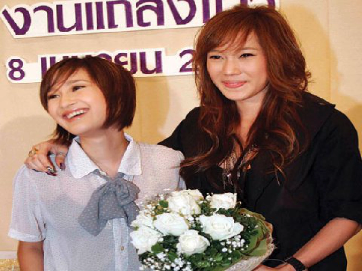ดู (เหมือน) เรารักั๊น...รักกัน