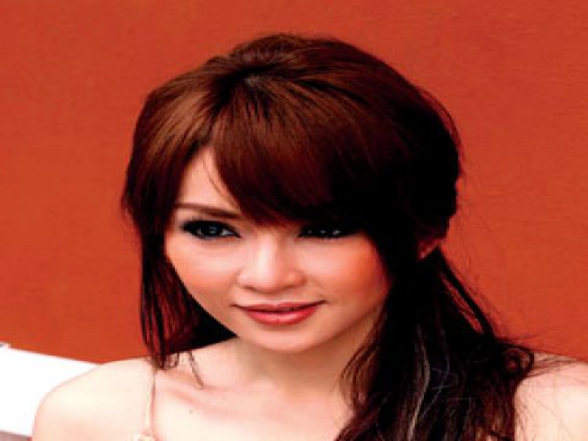เม้าท์นอกจอ (เสาร์ที่ 18 เม.ย.52)
เม้าท์นอกจอ (เสาร์ที่ 18 เม.ย.52)