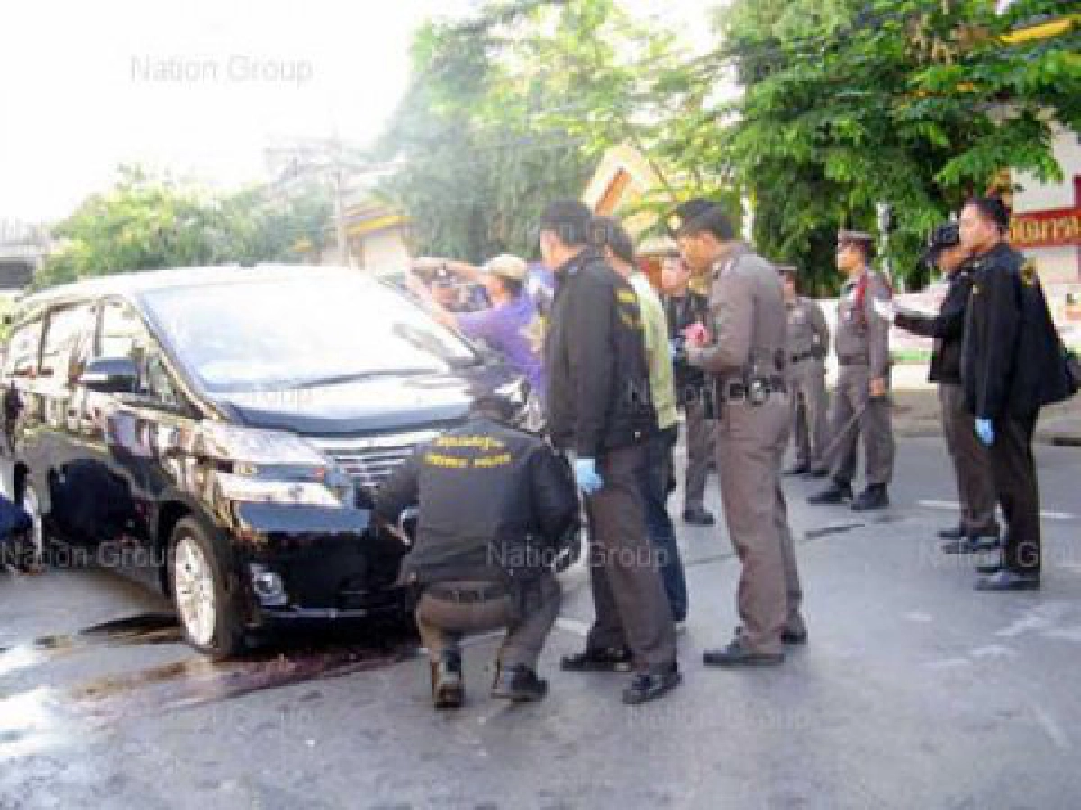 ลอบยิงสนธิ