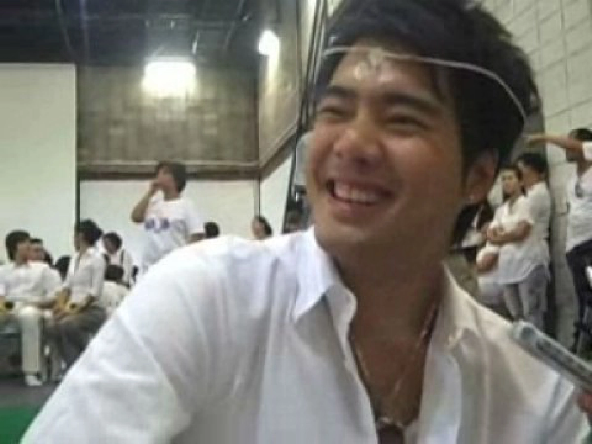 (คลิป) โต้ขอเปลี่ยนพระเอกคู่ "บี" เคลลี่ เชื่อ "ชาคริต" ไม่ตีท้ายครัว
