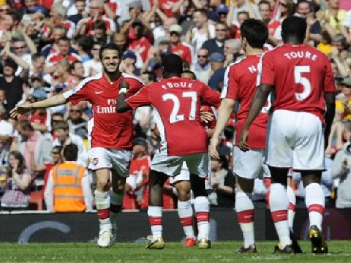 ปืนใหญ่เปิดบ้านถล่ม"มิดเดิลสโบรช์"2-0