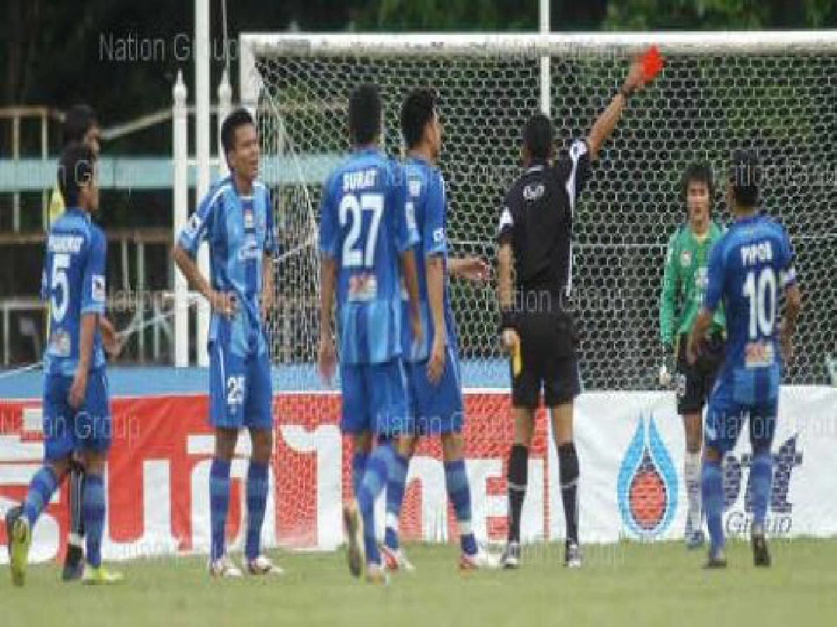 มร.โอเคปลื้มผู้ตัดสินชุดใหม่
มั่นใจพัฒนาเทียบอินเตอร์ มร.โอเคปลื้มผู้ตัดสินชุดใหม่
มั่นใจพัฒนาเทียบอินเตอร์