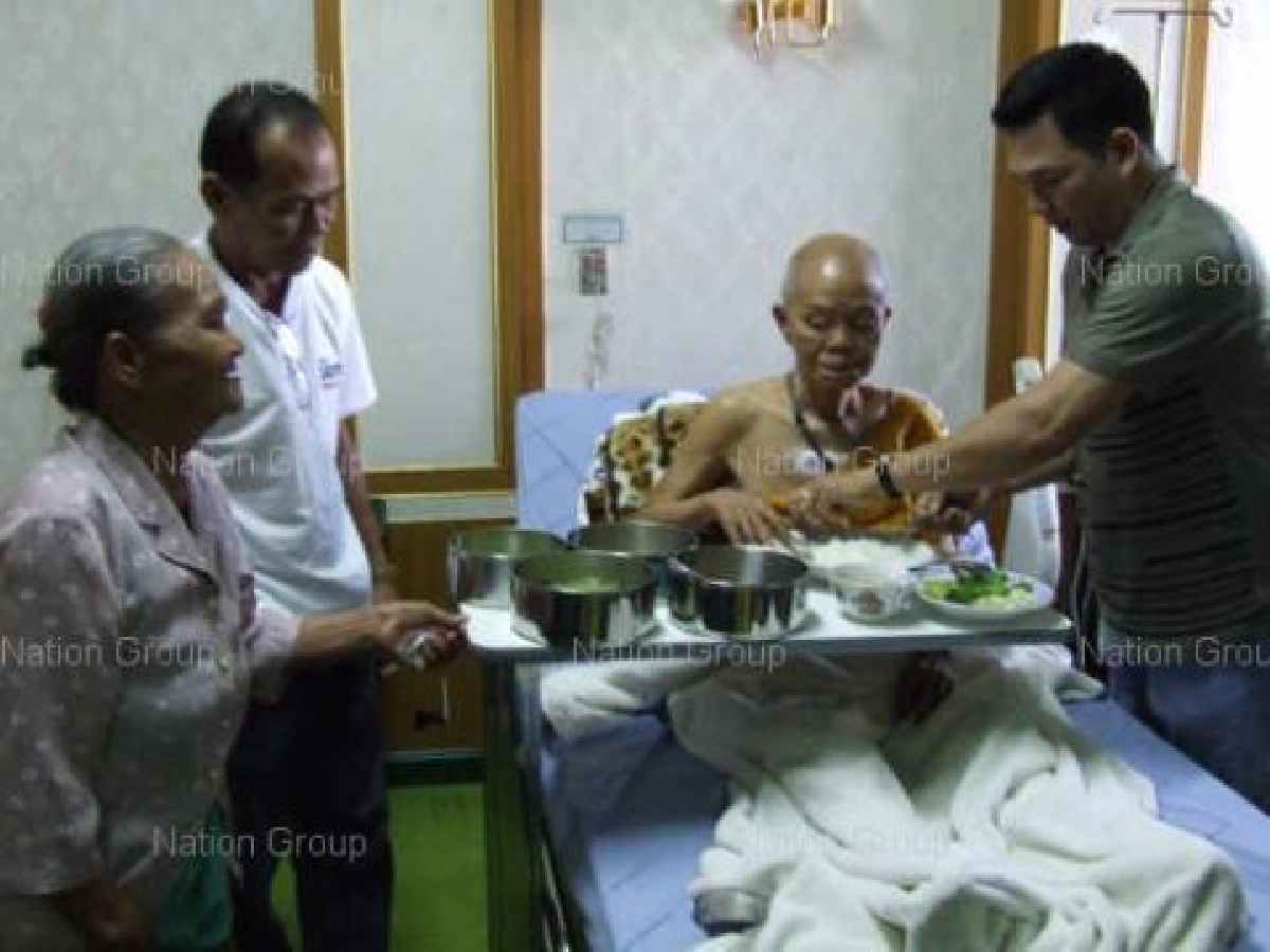 หลวงพ่อคูณกลับวัด-หมอห้ามรับกิจนิมนต์ หลวงพ่อคูณกลับวัด-หมอห้ามรับกิจนิมนต์