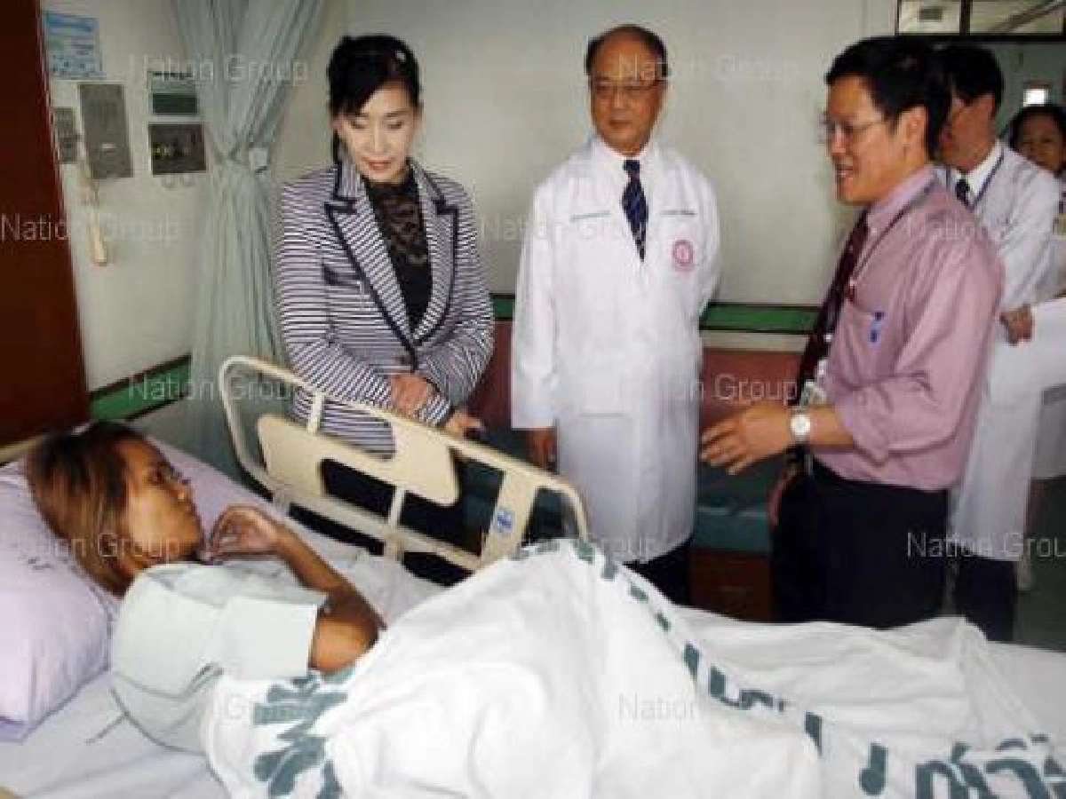 สาวถูกหมอผ่าตัดทำท่อไตรั่วถึงราชวิถี สาวถูกหมอผ่าตัดทำท่อไตรั่วถึงราชวิถี