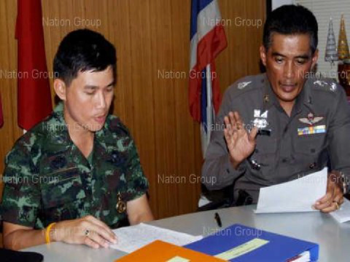 "พ.ท."แจ้งจับ2ส.ส.เพื่อไทยหมิ่นประมาท "พ.ท."แจ้งจับ2ส.ส.เพื่อไทยหมิ่นประมาท