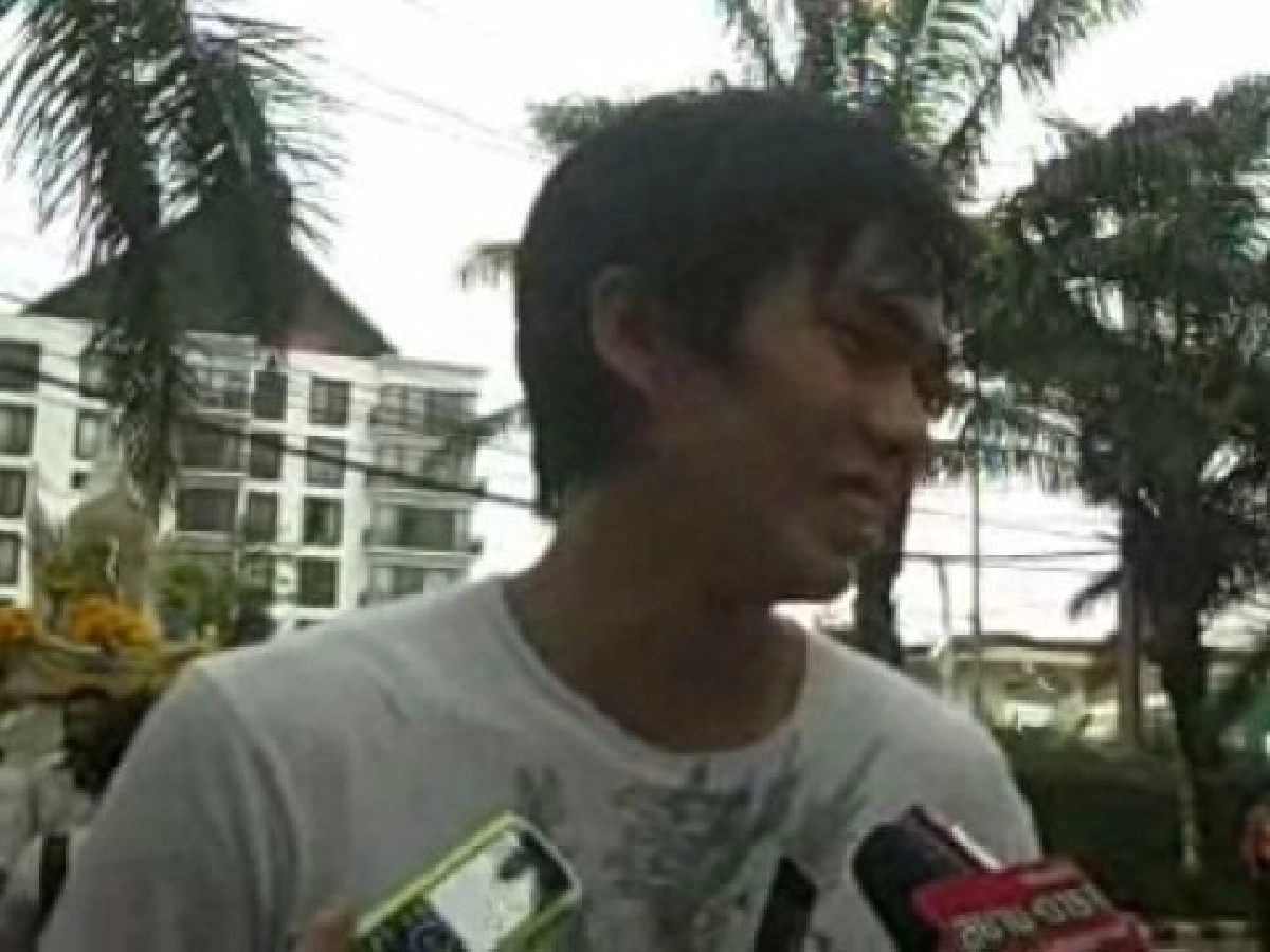 (คลิป) "อาร์" ปฏิเสธถ่ายชุดว่ายน้ำ