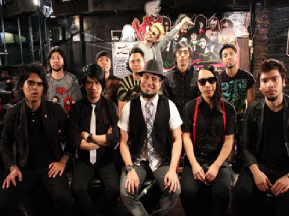 ไฮไลท์ทีวี (อังคารที่ 5 พ.ค. 52)
ไฮไลท์ทีวี (อังคารที่ 5 พ.ค. 52)