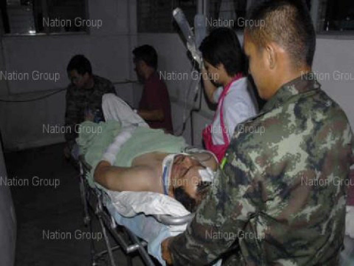 คลิป!!!"เอ"-อนันต์พูดจาสับสน-เบลอขณะรอฮ.มารับ