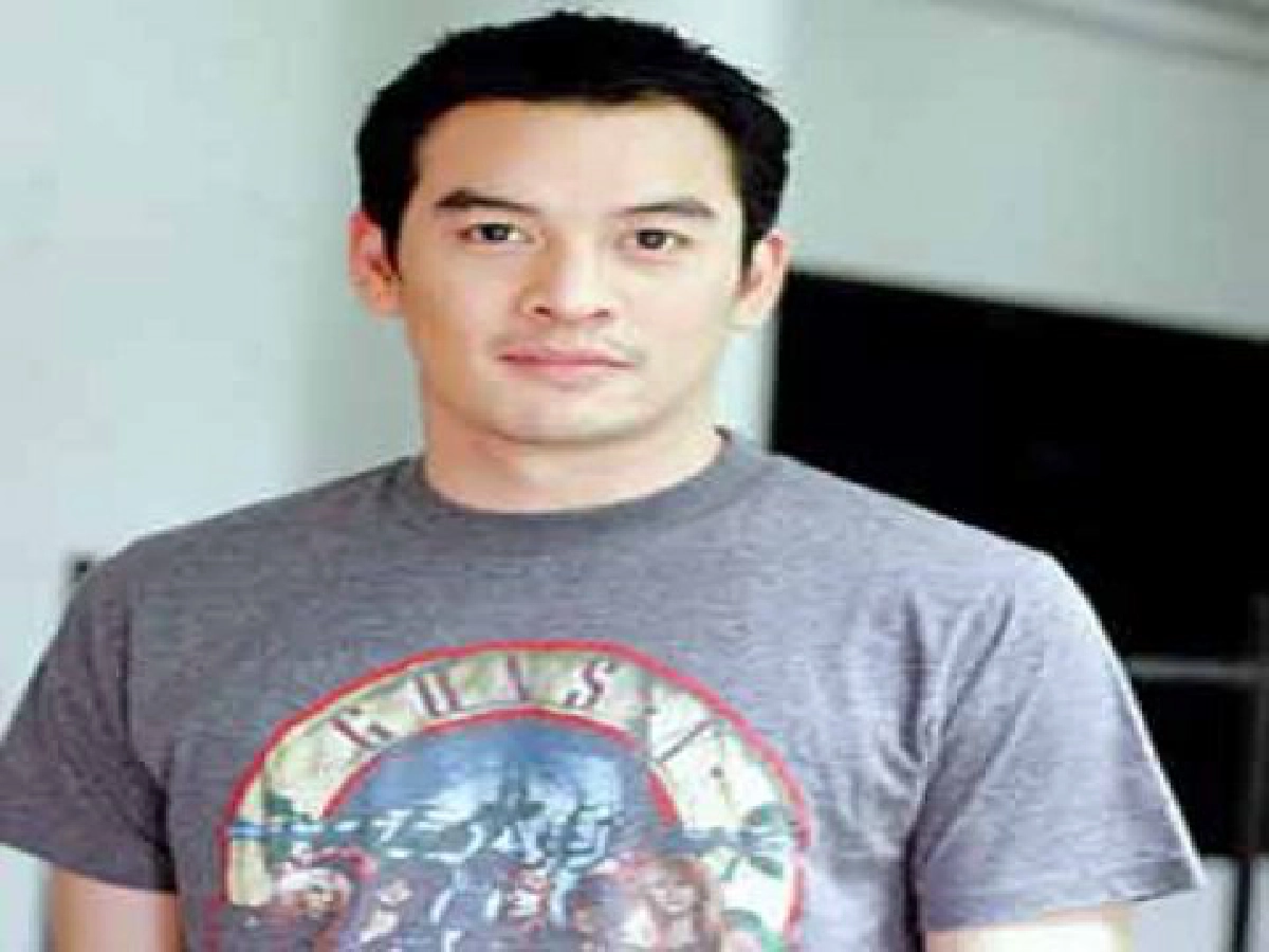 เปิดอกผู้ชายไม้เลื้อยชาคริตหยุดชีวิตโลดโผน