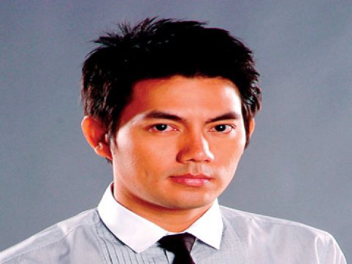 เม้าท์นอกจอก (พุธที่ 6 พ.ค.52) เม้าท์นอกจอก (พุธที่ 6 พ.ค.52)