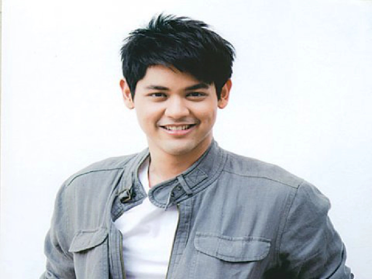 เสิร์ฟข่าวเม้าท์แตก (พฤหัสบดีที่ 7 พ.ค.52)
เสิร์ฟข่าวเม้าท์แตก (พฤหัสบดีที่ 7 พ.ค.52)