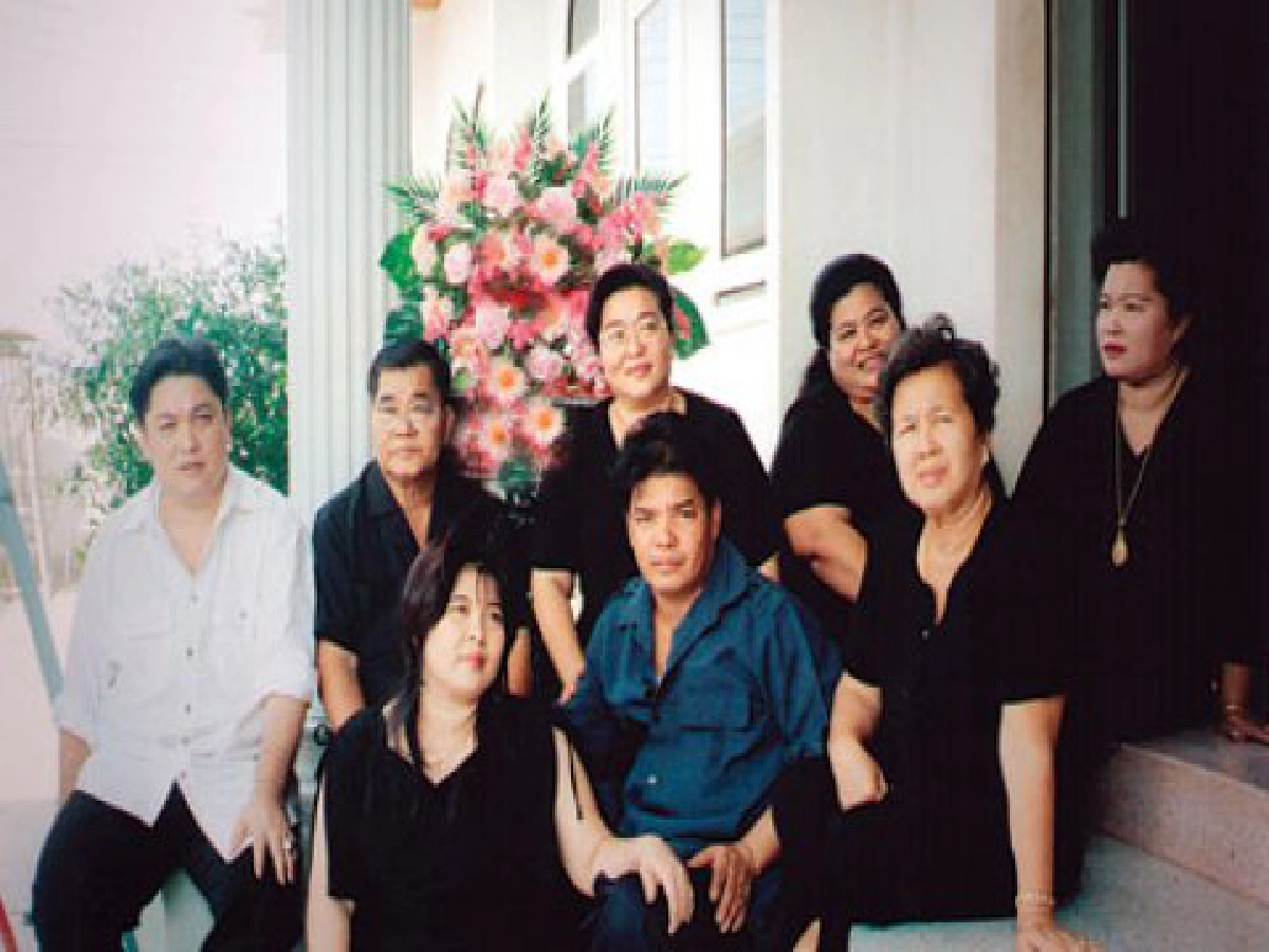 พระมหาเจดีย์เจริญรุ่งเรือง
"ตระกูลเฮงเส็ง" ศรัทธาสร้างที่วัดวังขนายทายิการาม
พระมหาเจดีย์เจริญรุ่งเรือง
"ตระกูลเฮงเส็ง" ศรัทธาสร้างที่วัดวังขนายทายิการาม