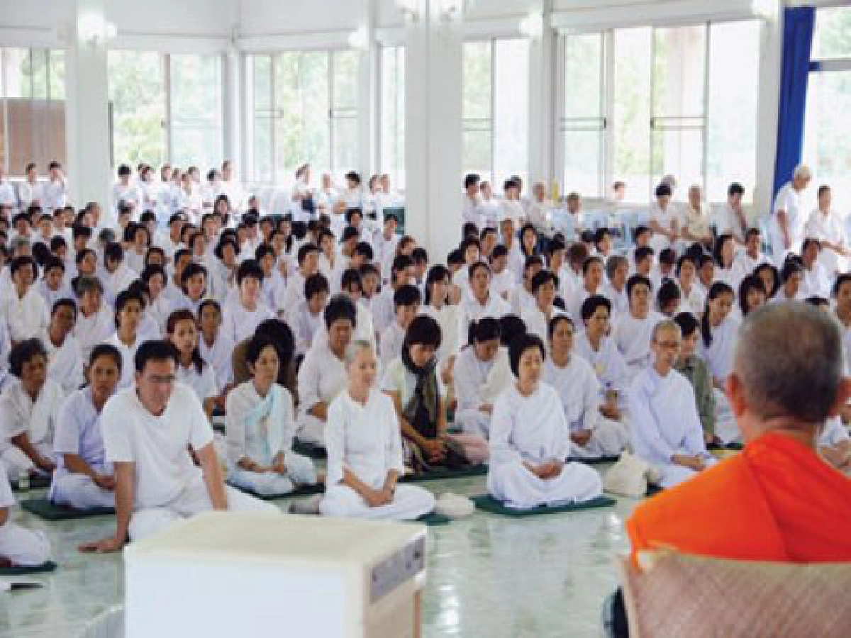 บิดเบือนบอกบุญ
เรี่ยไรเรี่ยราด สารพัดผ้าป่า 'วันวิสาขบูชา'
บิดเบือนบอกบุญ
เรี่ยไรเรี่ยราด สารพัดผ้าป่า 'วันวิสาขบูชา'