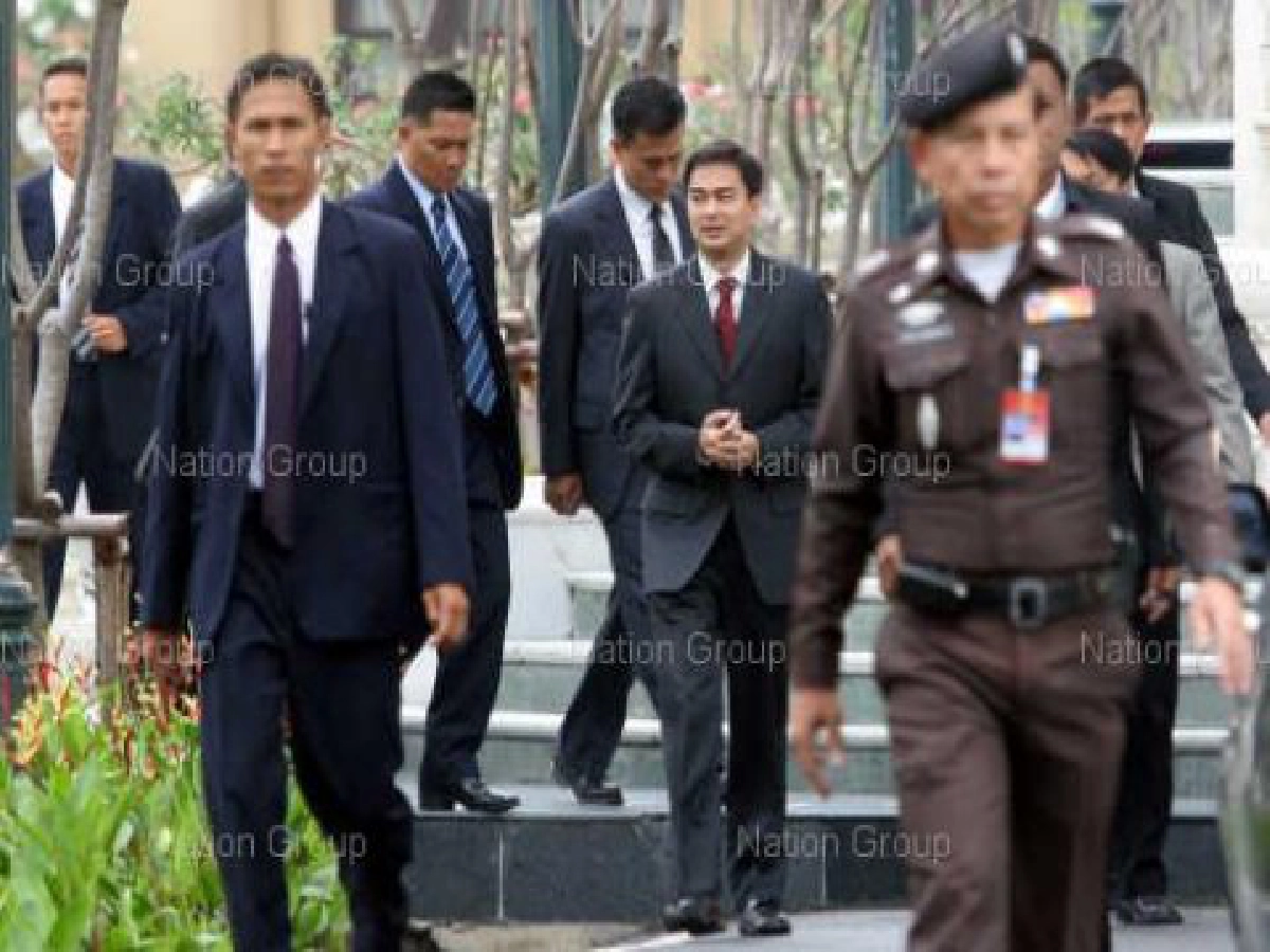 "มาร์คบินไปฮ่องกงดึงนักลงทุนเข้าไทย "มาร์คบินไปฮ่องกงดึงนักลงทุนเข้าไทย