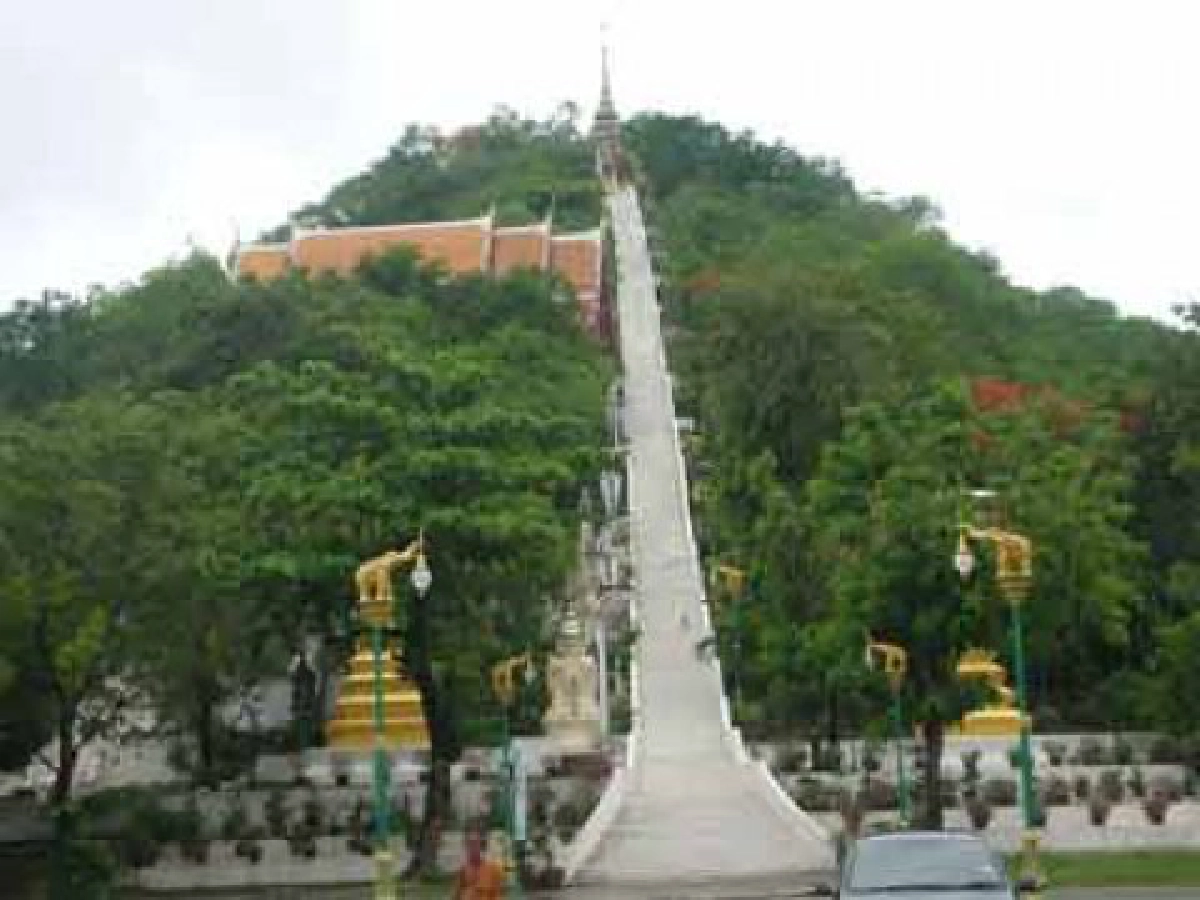 ศิลป์แห่งแผ่นดิน - วัดสังกัสฯ อุทัยธานี ศิลป์แห่งแผ่นดิน - วัดสังกัสฯ อุทัยธานี